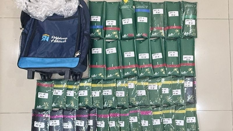 Paket ganja online - holopis