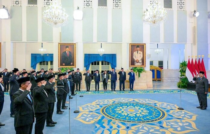 Pelantikan Dewan Energi Nasional -Holopis