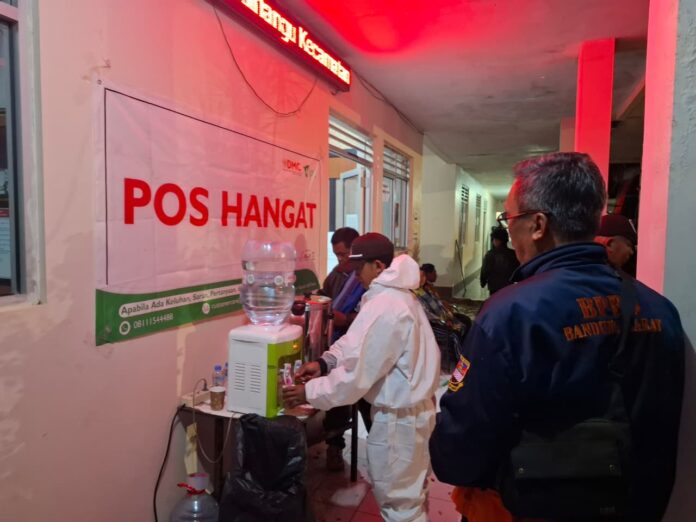 Posko Hangat DMC Dompet Dhuafa di Bandung Barat