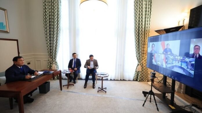Prtabowo ratas dari London - Holopis
