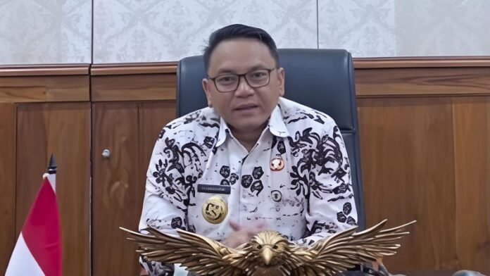 Plt Bupati Pati Risma Ardhi Chandra._HOLOPIS