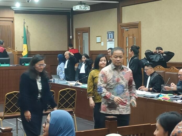 Sidang Kasus Chromebook Nadiem di PN Jakpus - Holopis