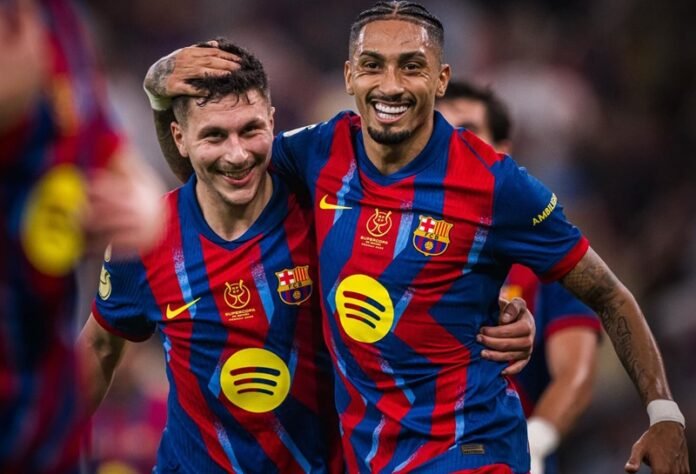 Skuad Barcelona selebrasi gol lawan Athletic Bilbao di semifinal Piala Super Spanyol - Holopis