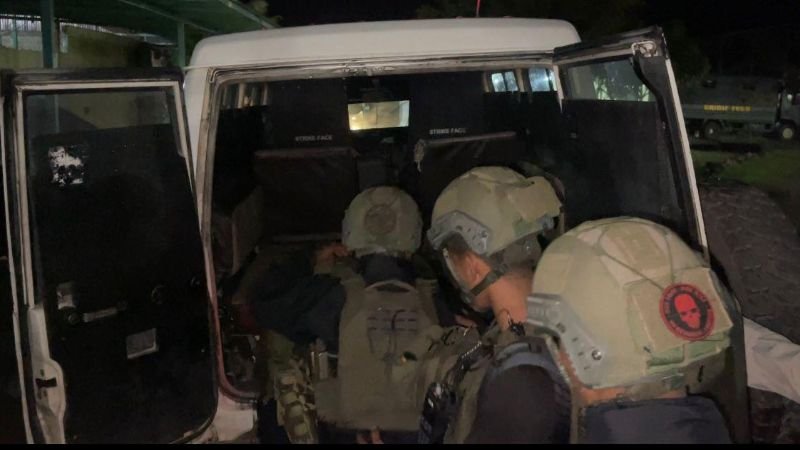 Satgas TNI berhasil menyelamatkan 18 karyawan PT Freeport Indonesia._HOLOPIS
