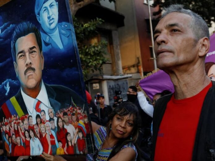 Pendukung Nicolas Maduro di Caracas, Venezuela._HOLOPIS