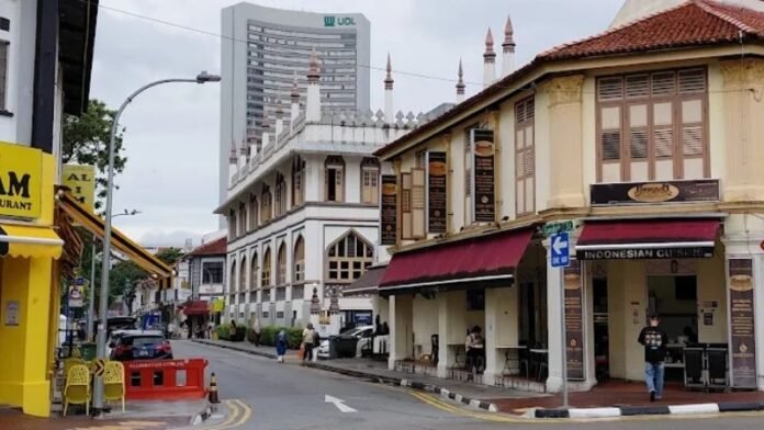 Warong Nasi Pariaman Singapura - Holopis