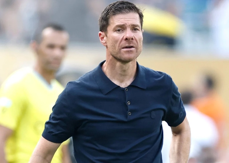 Xabi Alonso saat masih melatih Real Madrid - Holopis