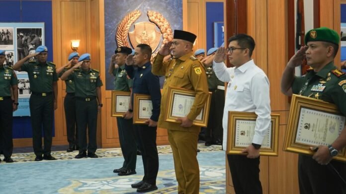 Bupati Bogor Dapat Penghargaan dari Paspampres