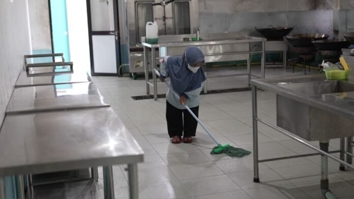 Disabilitas di dapur MBG - Holopis