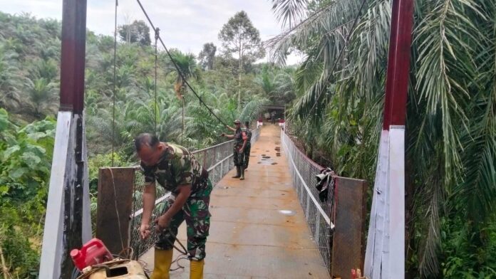 Jembatan Gantung Perintis di Dusun Patihe Jae