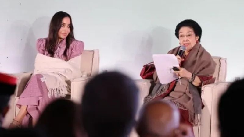 Megawati Soekarnoputri - Holopis