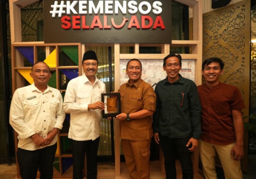 Mensos Gus Ipul - HOLOPIS