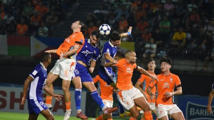 Persib Bandung saat laga melawan Ratchaburi FC di leg pertama babak 16 Besar AFC Champions League Two, Rabu (11/2)._HOLOPIS