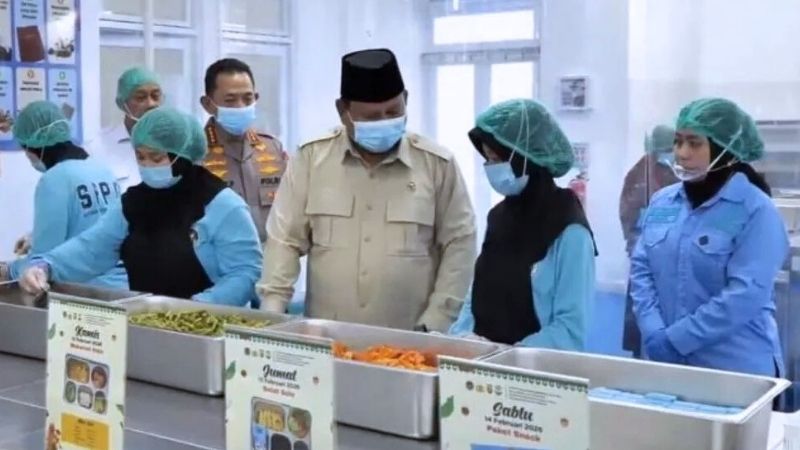 Presiden Prabowo Sidak SPPG Polri - Holopis