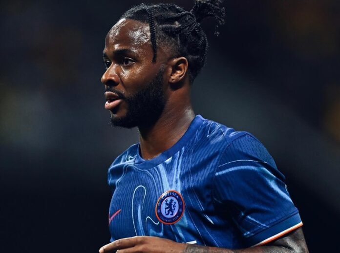 Raheem Sterling saat bersama Chelsea - Holopis