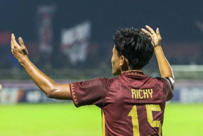 Ricky Pratama - Holopis