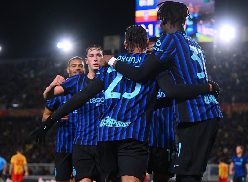 Skuad Inter Milan saat selebrasi gol - Holopis