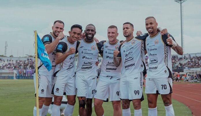 Skuad Persija Jakarta di Super League - Holopis