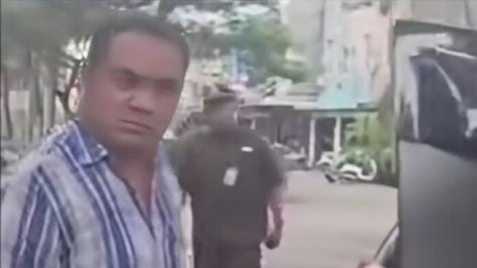 Terduga pelaku debt colector yang lukai nasabah di Tangsel._Holopis