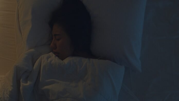 Tidur sore hari - Holopis