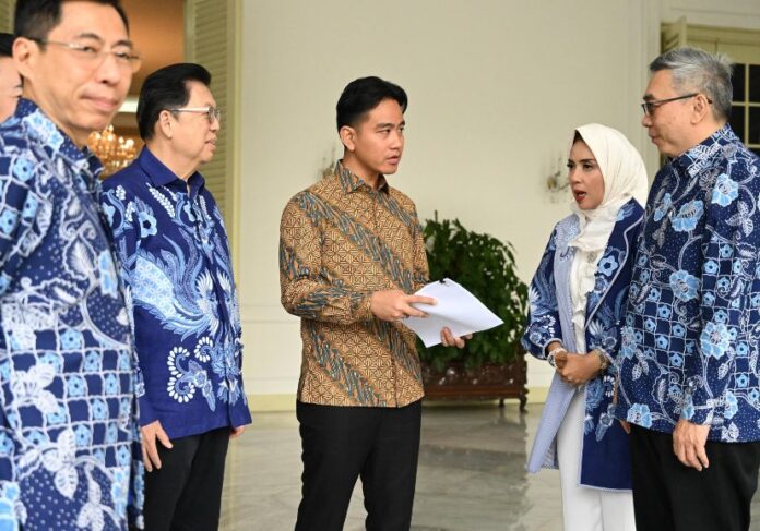 Wapres Gibran Rakabuming - HOLOPIS