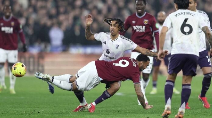 West Ham United vs MU di Liga Inggris - Holopis
