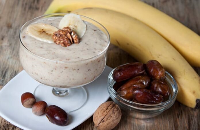 Kurma dan Yoghurt