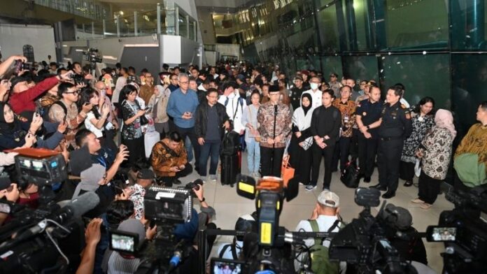 Evakuasi Wni Dari Iran Holopis