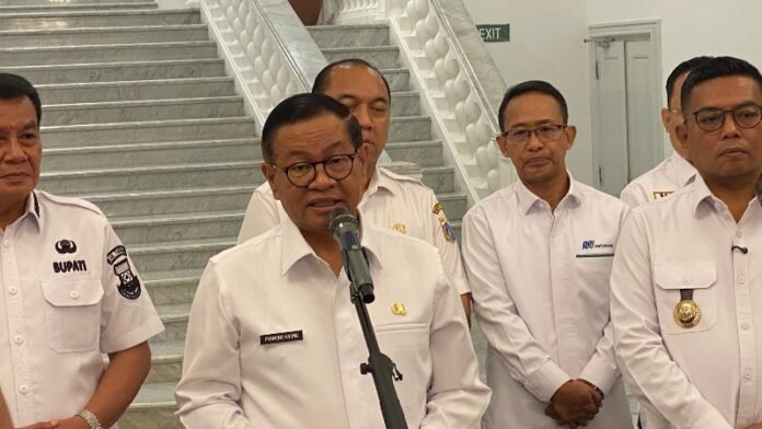 Gubernur Dki Jakarta Pramono - Holopis