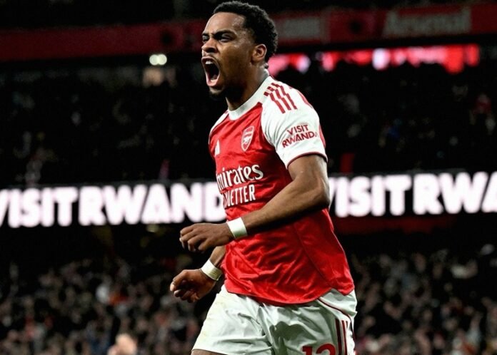 Jurrien Timber saat selebrasi gol kemenangan Arsenal vs Chelsea di Liga Inggris - Holopis