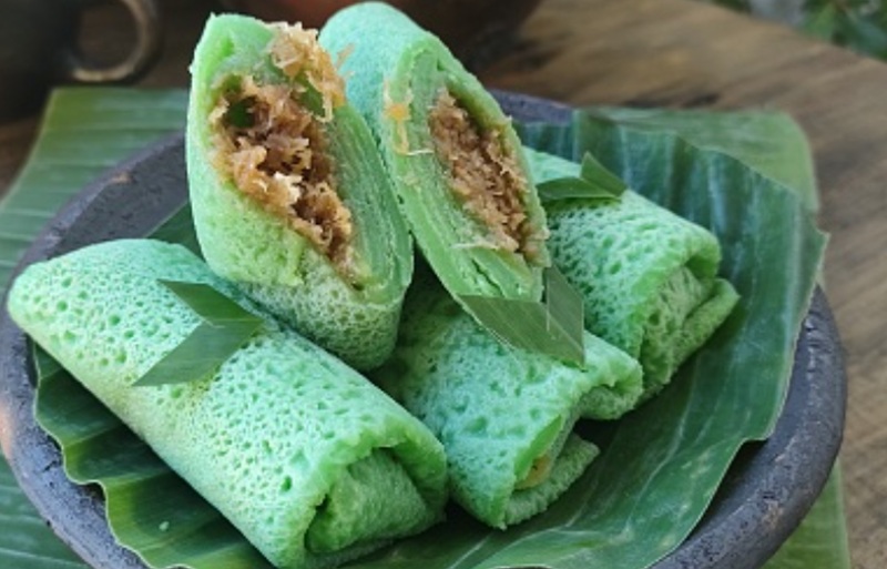 Kue Dadar