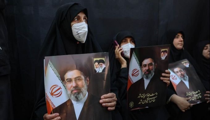 Mojtaba Khamenei 2 Holopis