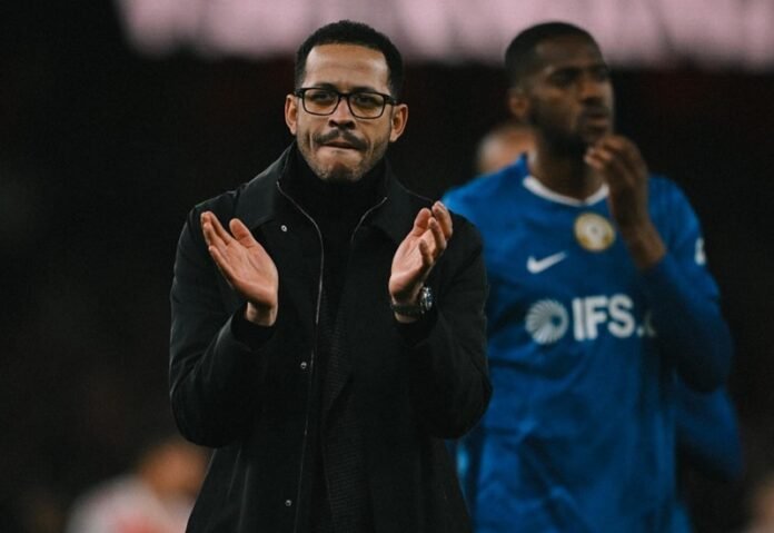 Pelatih Chelsea Liam Rosenior Holopis