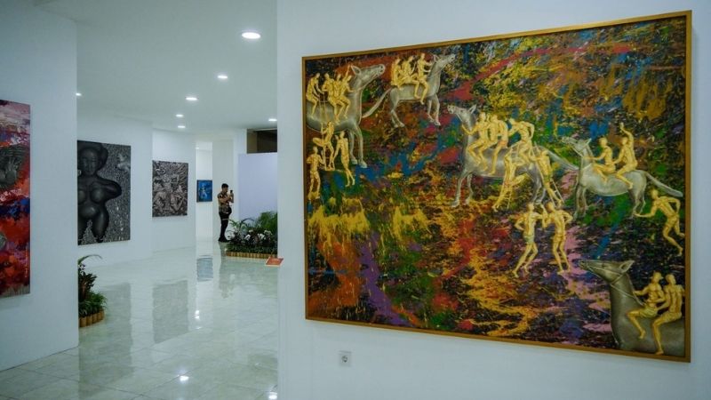Pharama Paraga Holopis