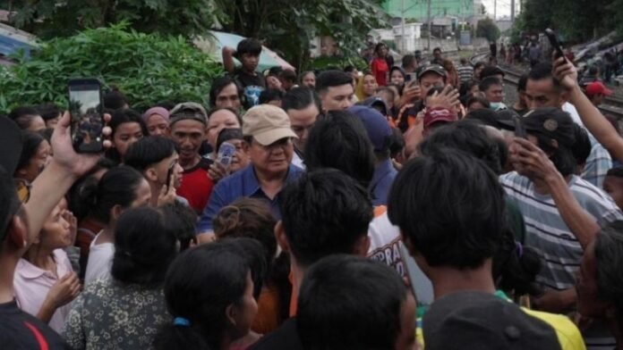 Prabowo Blusukan Ke Senen Holopis