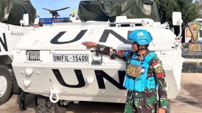 Prajurit Tni Holopis