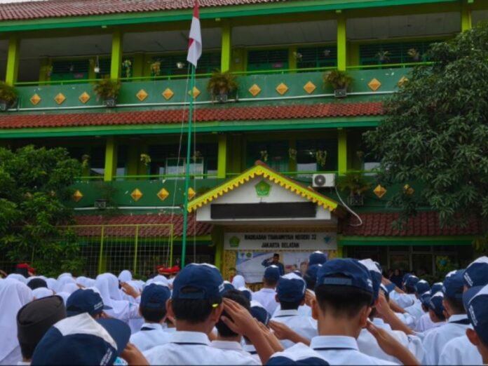 Revitalisasi Madrasah