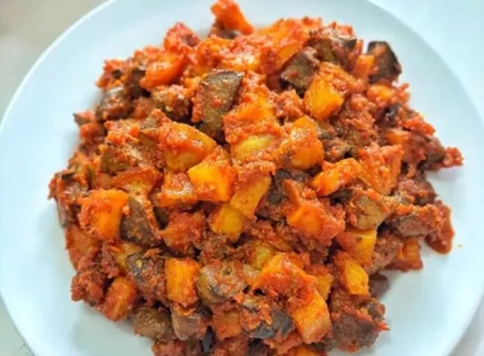 Sambal Goreng Kentang Plus Ati Ayam Holopis Sambal Goreng Kentang Plus Ati Ayam Holopis