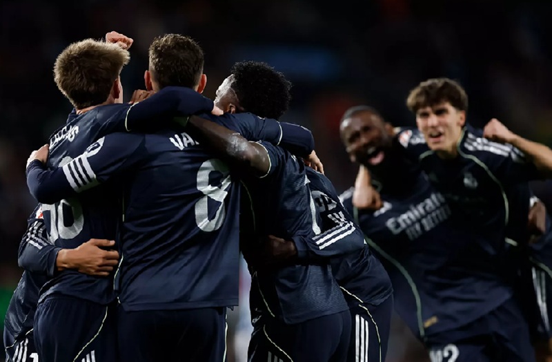 Skuad Real Madrid Saat Selebrasi Gol Lawan Celta Vigo Di Lanjutan Liga Spanyol Holopis