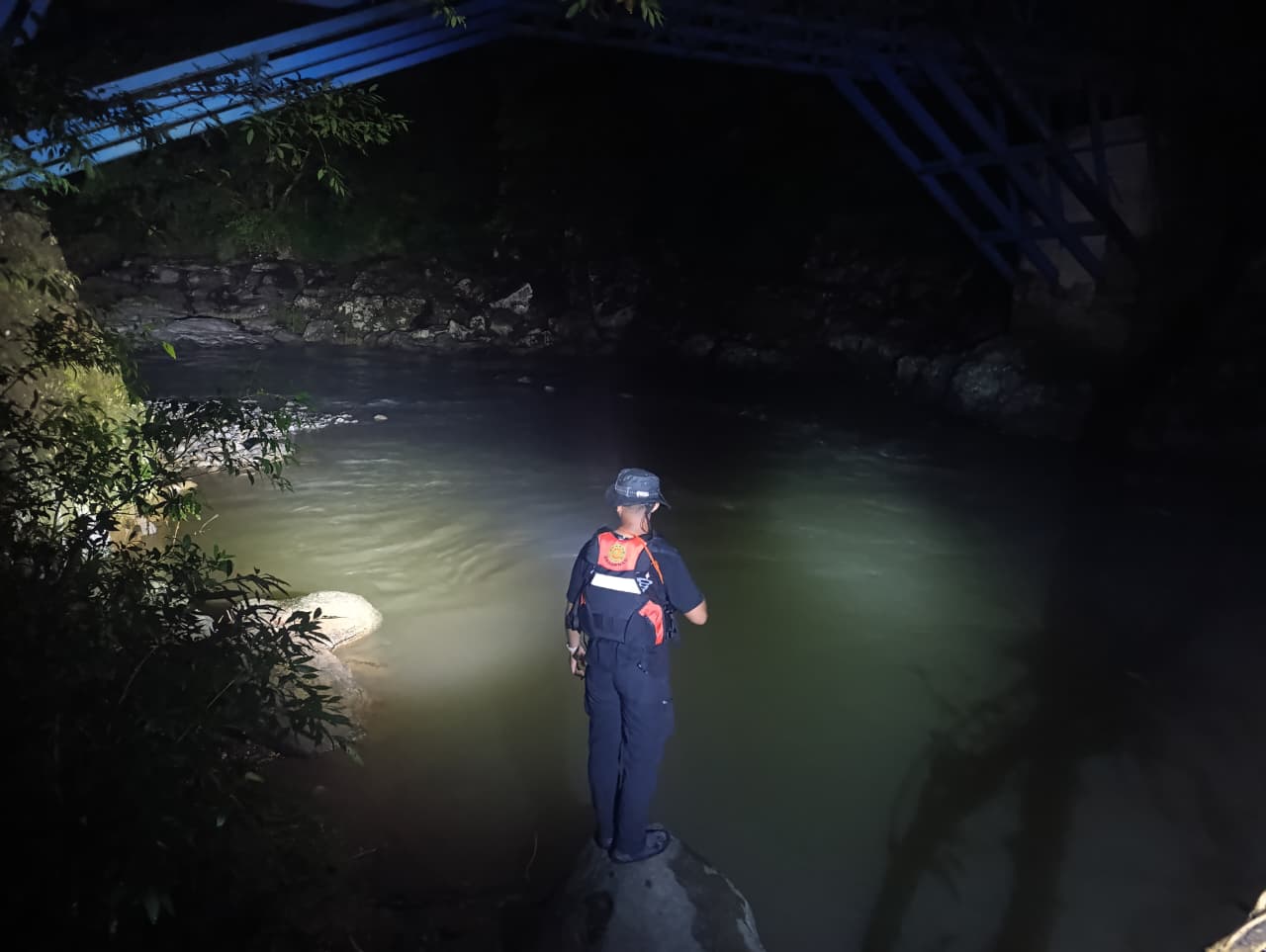 Sungai Kalimborang Holopis 1