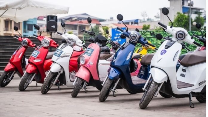 Vinfast Motor Listrik Holopis