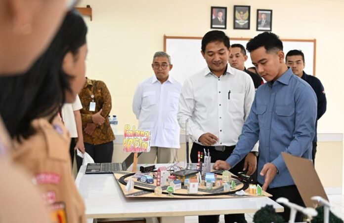 Wapres Gibran Di Bandung Holopis