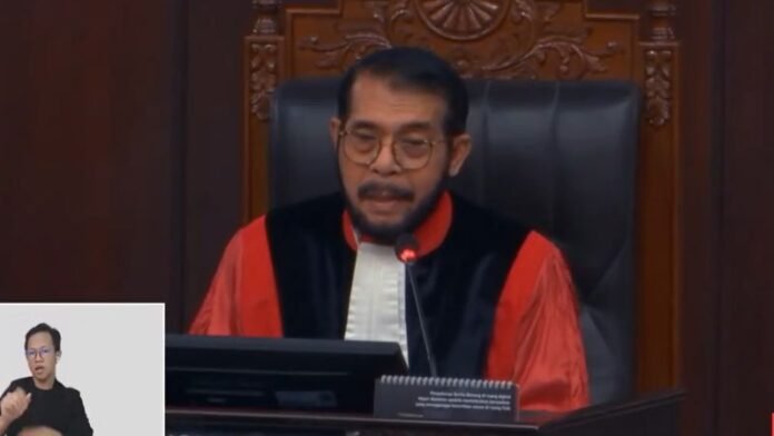 Anwar Usman Holopis