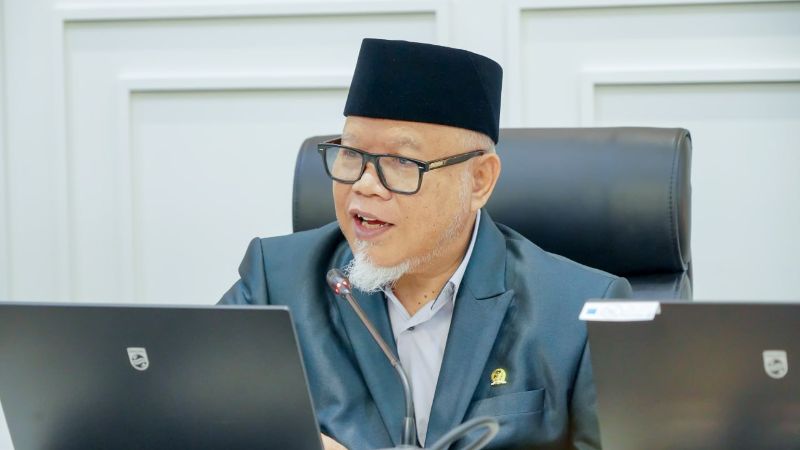 Surahman Hidayat Holopis