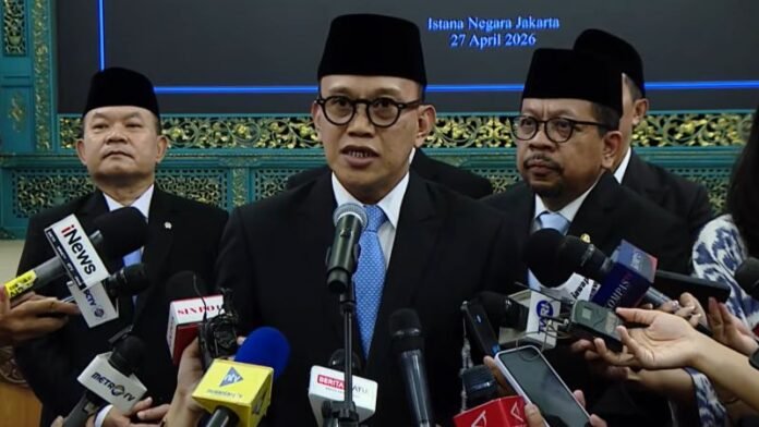 Abdul Kadir Karding Holopis