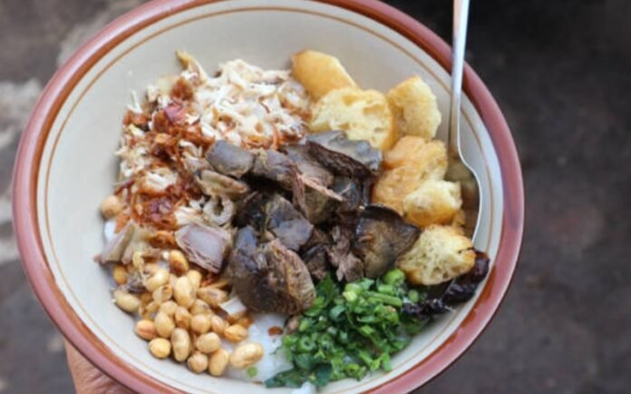 Bubur Ayam Holopis