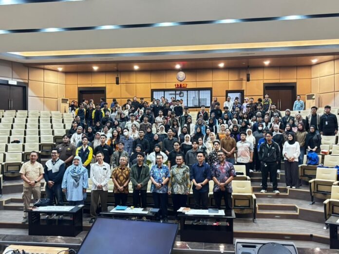 Holopis Audiensi IPB