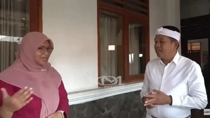 Holopis Kunjungi Sekolah Gubernur Jawa Barat Dedi Mulyadi