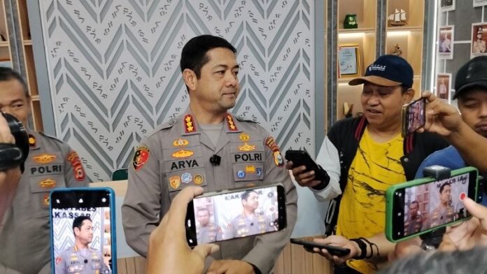 Kapolrestabes Makassar Holopis 3