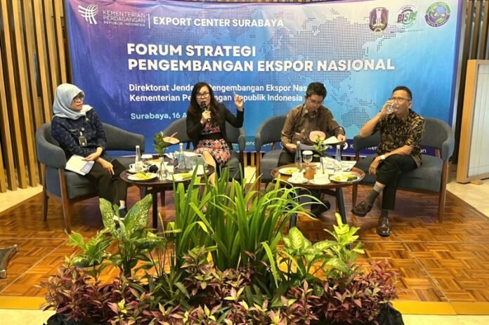 Kementerian Perdagangan Menggelar Forum Strategi Pengembangan Ekspor Nasional Di Surabaya Holopis